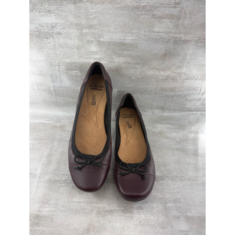 Clarks Collection Burgundy Leather Cushion Soft Ballet Flats Shoes Sz 6.5M - Picture 2 of 11